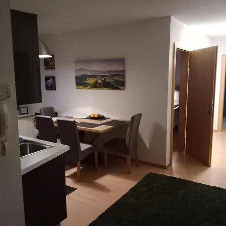 2-3 Personen Mit Bergblick *