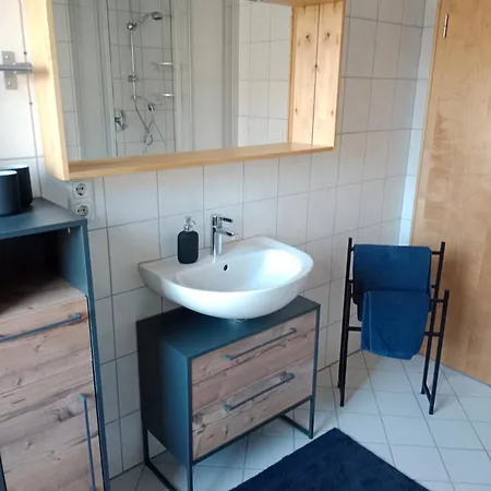 2-3 Personen Mit Bergblick *